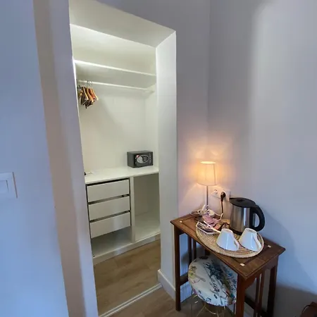 Boutique Maria-christina 호텔 3*