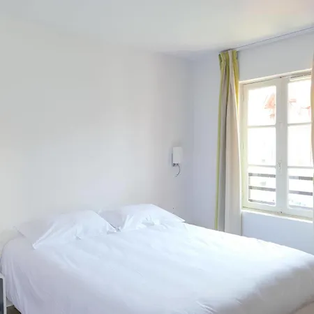 Boutique Maria-christina 호텔 3*
